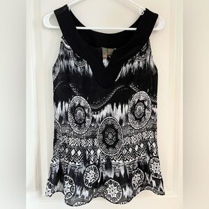 Elegant Black and White Women's Tank Top